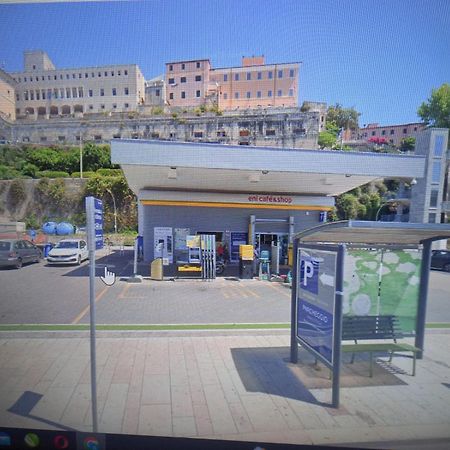 Art Deco City Center Near The Beach! Terracina Exterior photo
